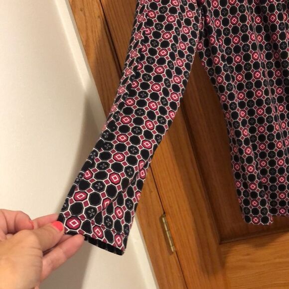 East 5th Women’s XL Printed Square Neck Slip on Long Sleeve Tunic Top - Picture 4 of 8